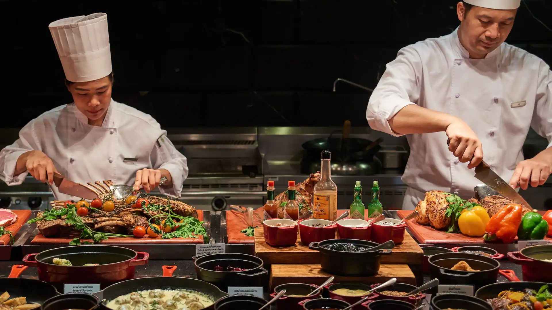 Grand-Hyatt-Erawan-Bangkok-P597-Chef-Station-Buffet